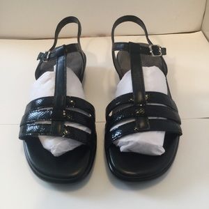 SAS Triple Comfort Black Strappy Sandal 9.5